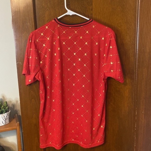 DRILL CLOTHING COMPANY CREW NECK RED WITH GOLD BEES 🐝 - Picture 5 of 8